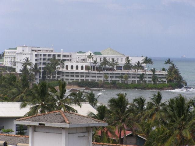 Mount Lavinia Apartment for sale/rent